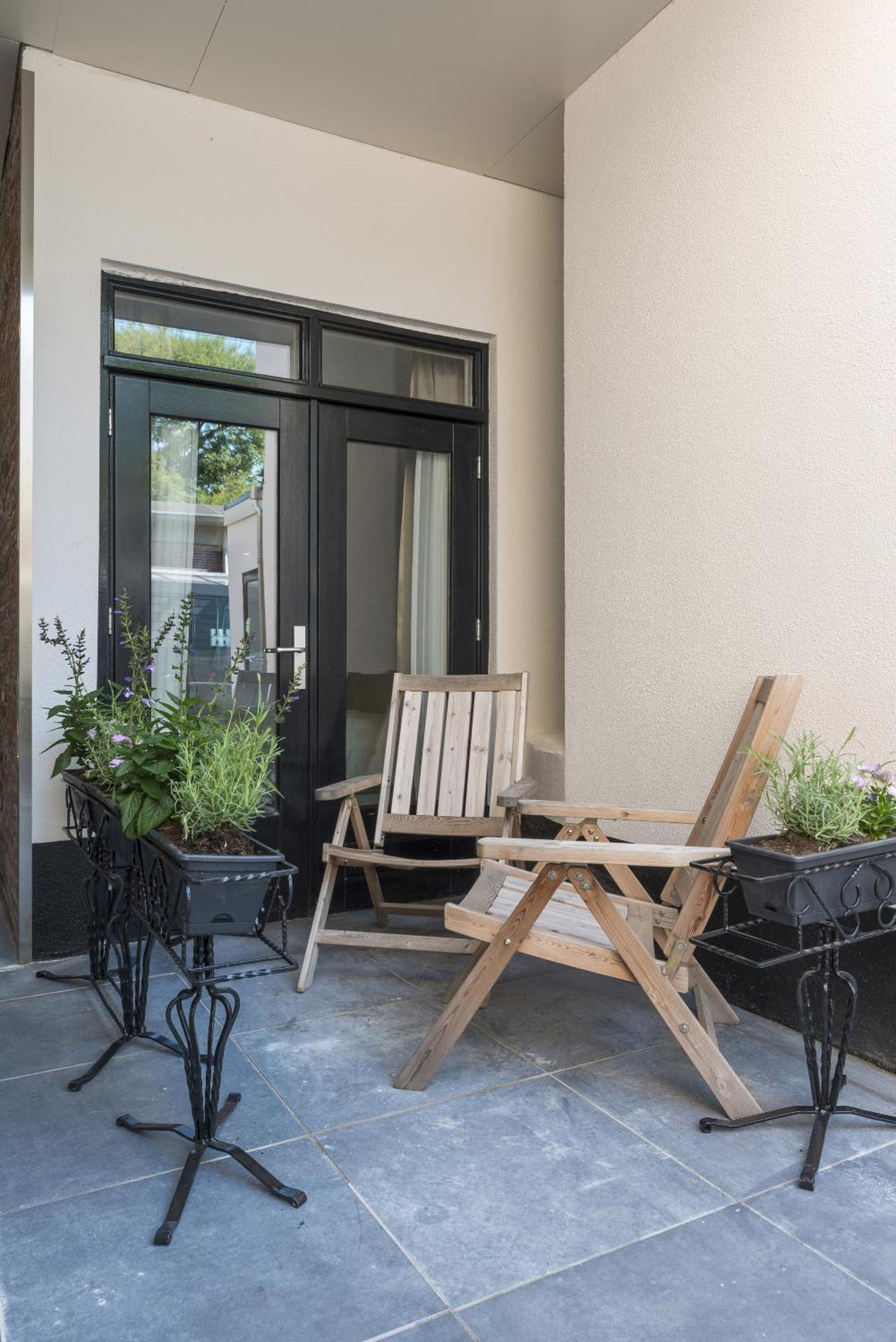 Petite Room With Wifi, Ac, And Shared Kitchen Tilburg Bagian luar foto
